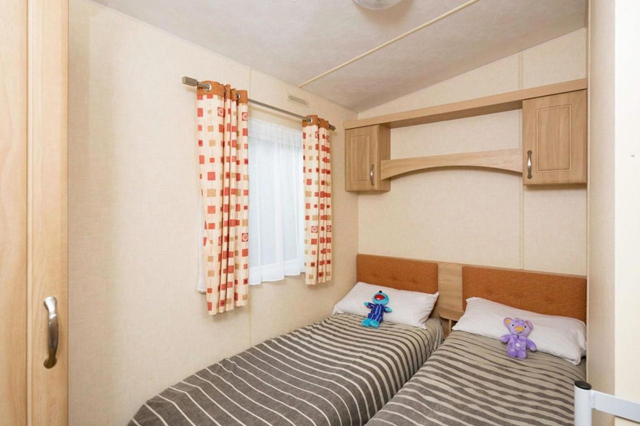 Whitecliff Bay Holiday Park Bembridge Bagian luar foto