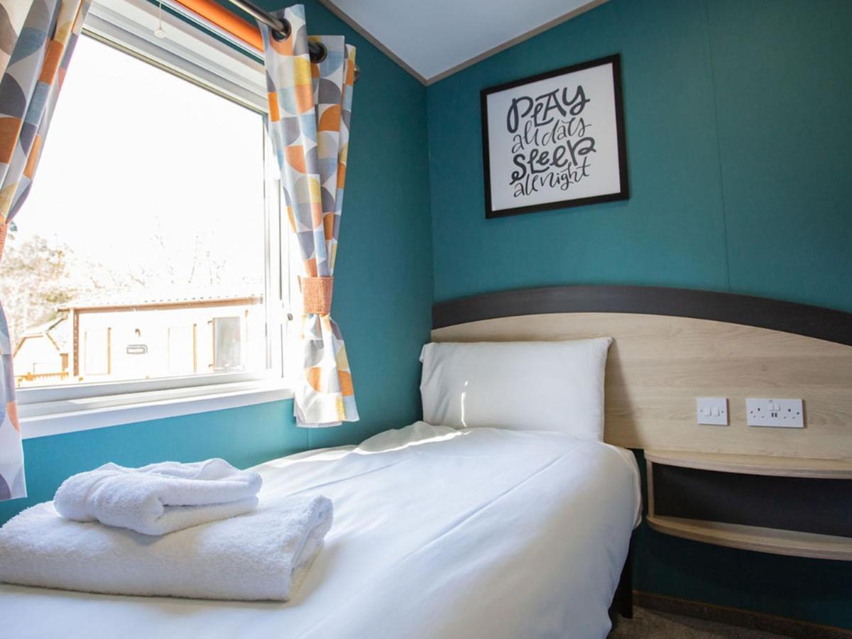 Whitecliff Bay Holiday Park Bembridge Bagian luar foto