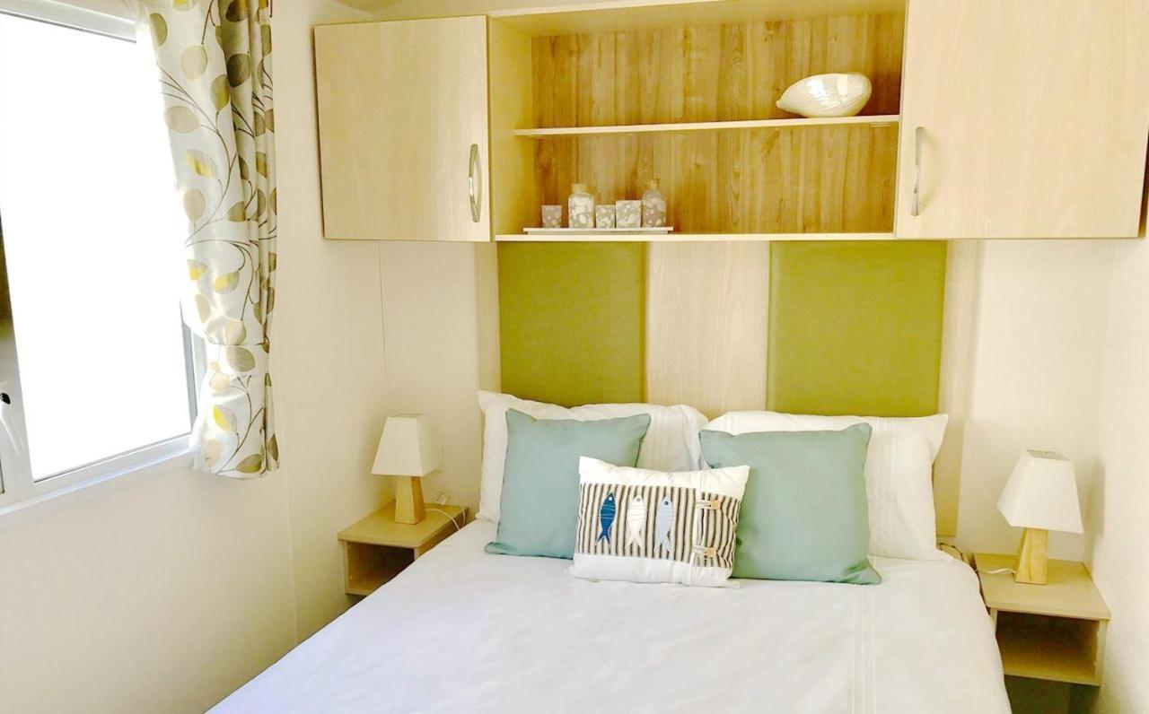 Whitecliff Bay Holiday Park Bembridge Bagian luar foto