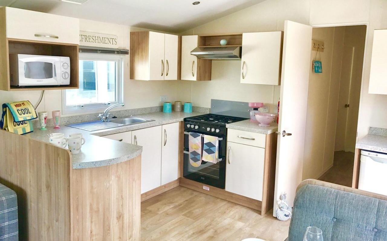 Whitecliff Bay Holiday Park Bembridge Bagian luar foto