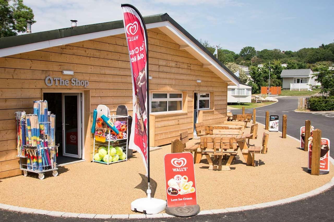 Whitecliff Bay Holiday Park Bembridge Bagian luar foto