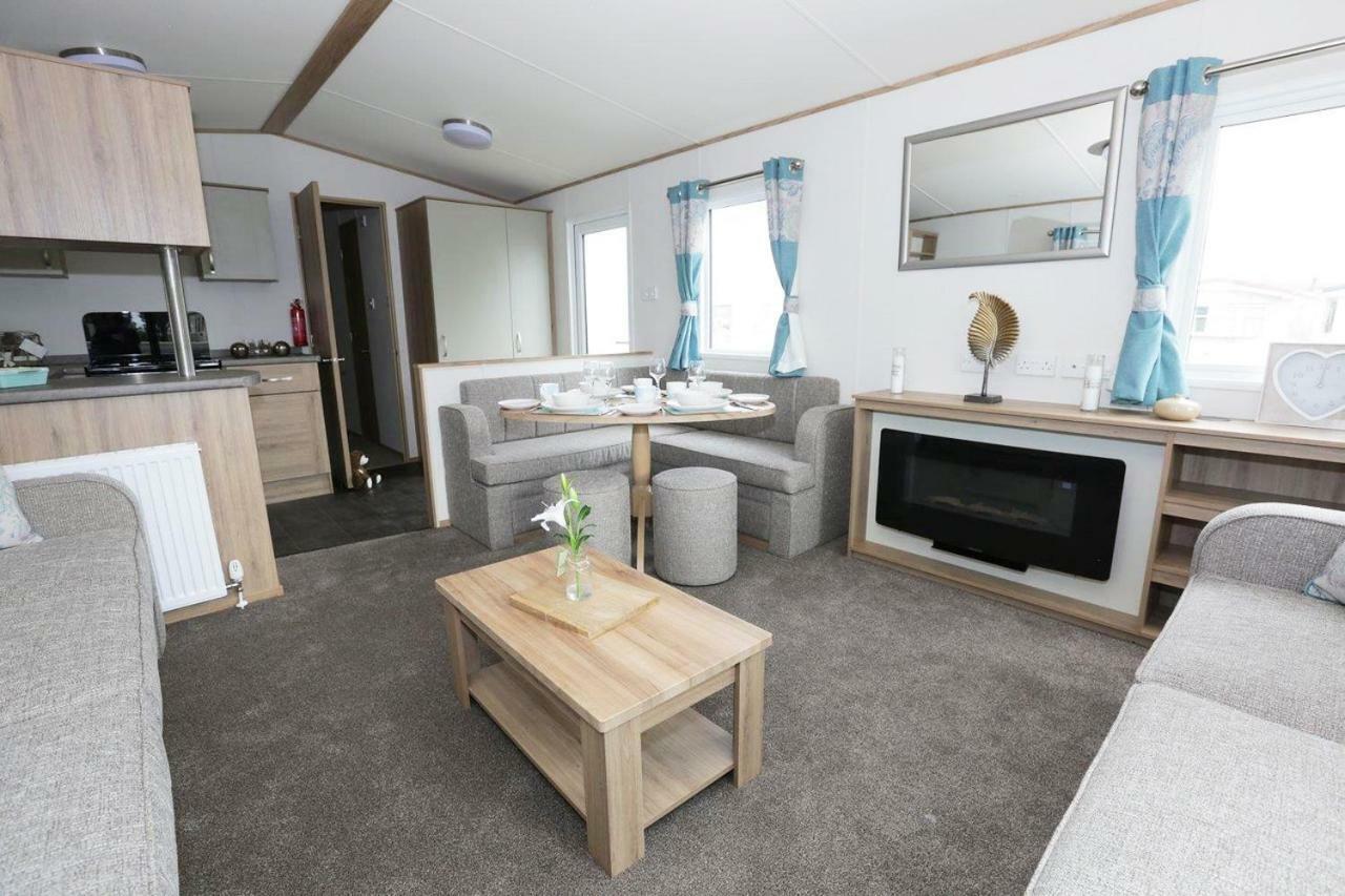 Whitecliff Bay Holiday Park Bembridge Bagian luar foto